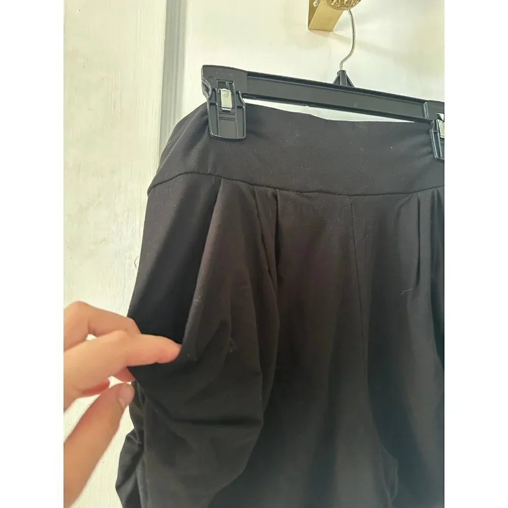 Conceited Women’s size Large / X-Large Black shorts